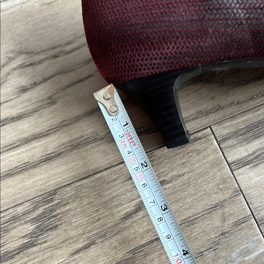 Peter Kaiser Women's Burgundy Pumps size 5, US7.5 - Picture 15 of 15